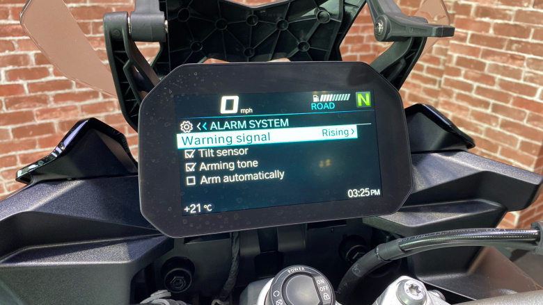 BMW F900 XR